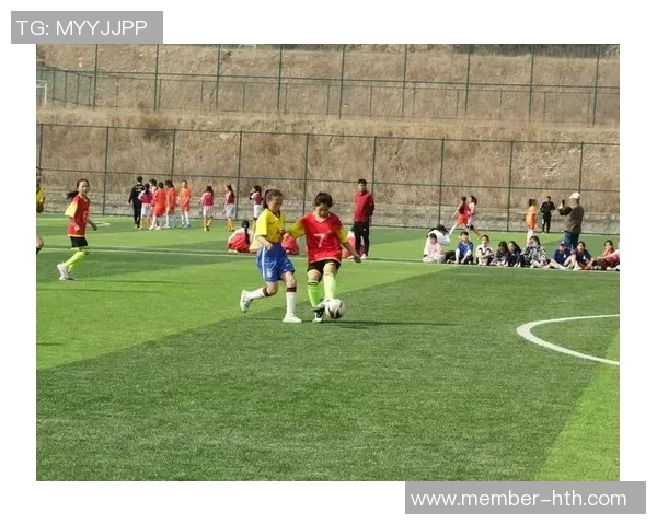 女生热爱足球的秘密揭晓她们为何迷恋这项运动的魅力与激情